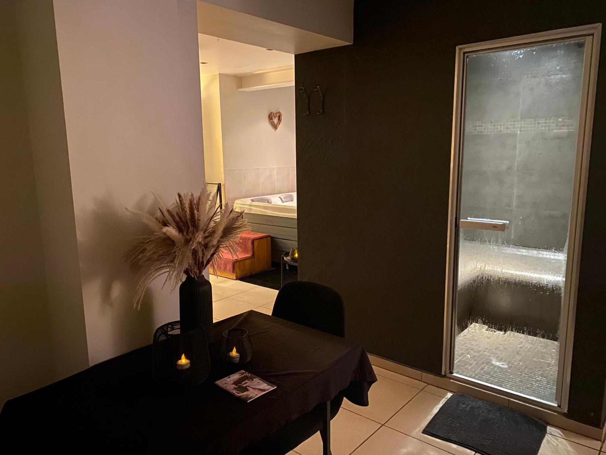 Le Petit Studio De L'Espace Bien Etre Libin Bagian luar foto