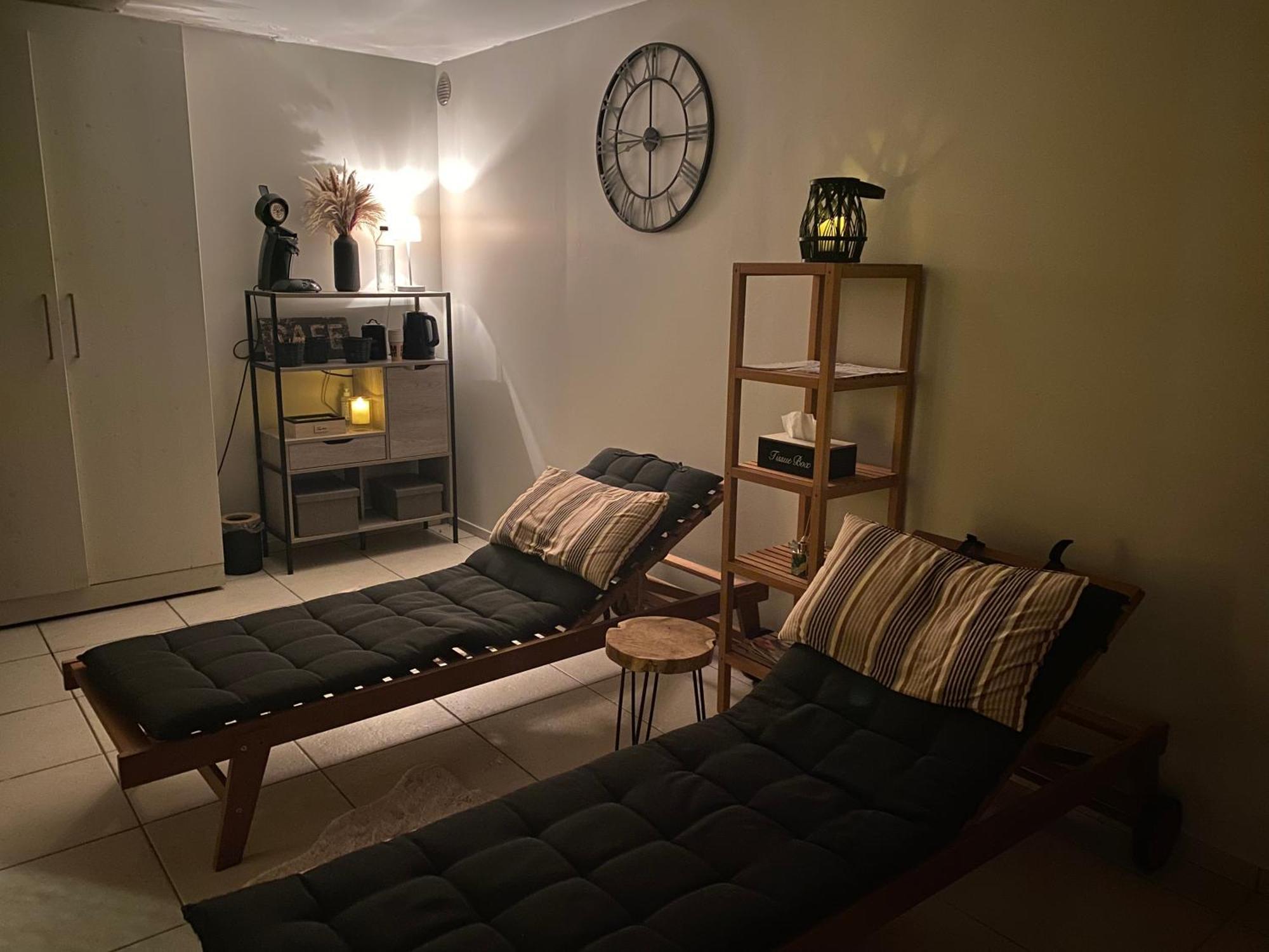 Le Petit Studio De L'Espace Bien Etre Libin Bagian luar foto
